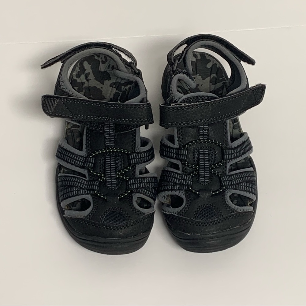SONOMA Size Kids Boys 12  Gallop Black/Gray Flexible Fisherman Sandals